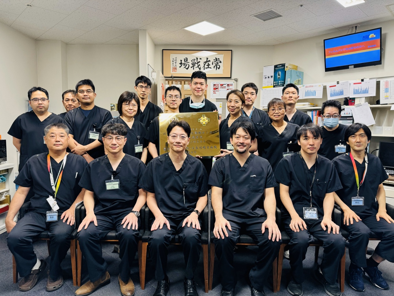 IMG_9844.jpg (500 KB)